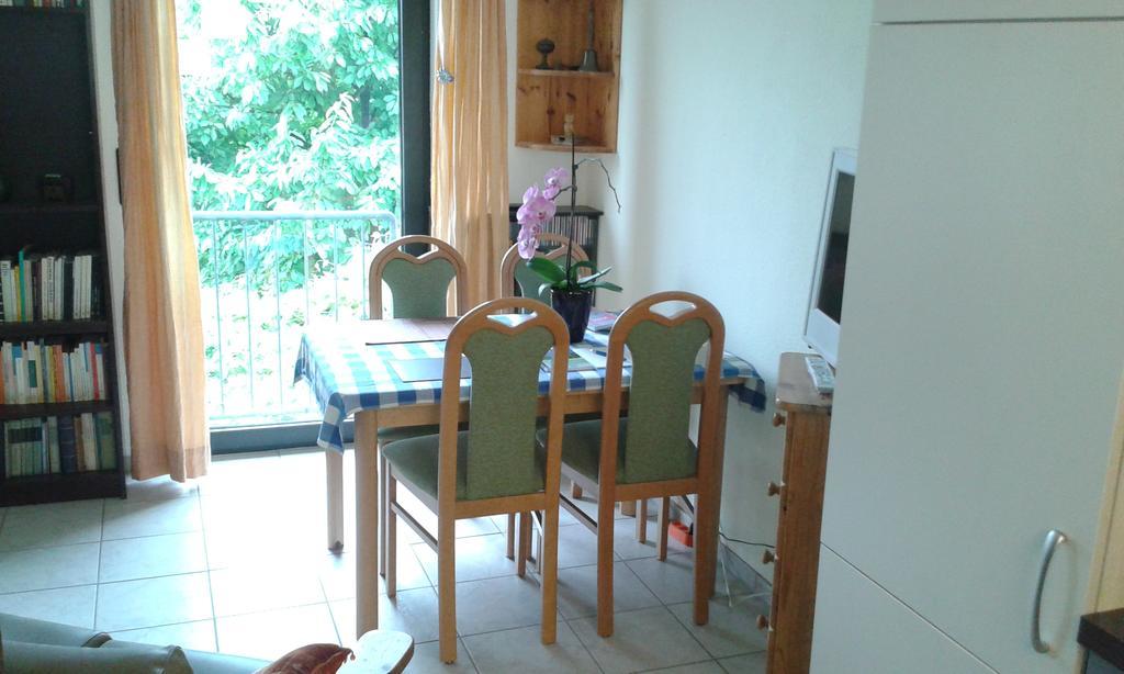 B&B Am See Koeln - Privatzimmer Dış mekan fotoğraf
