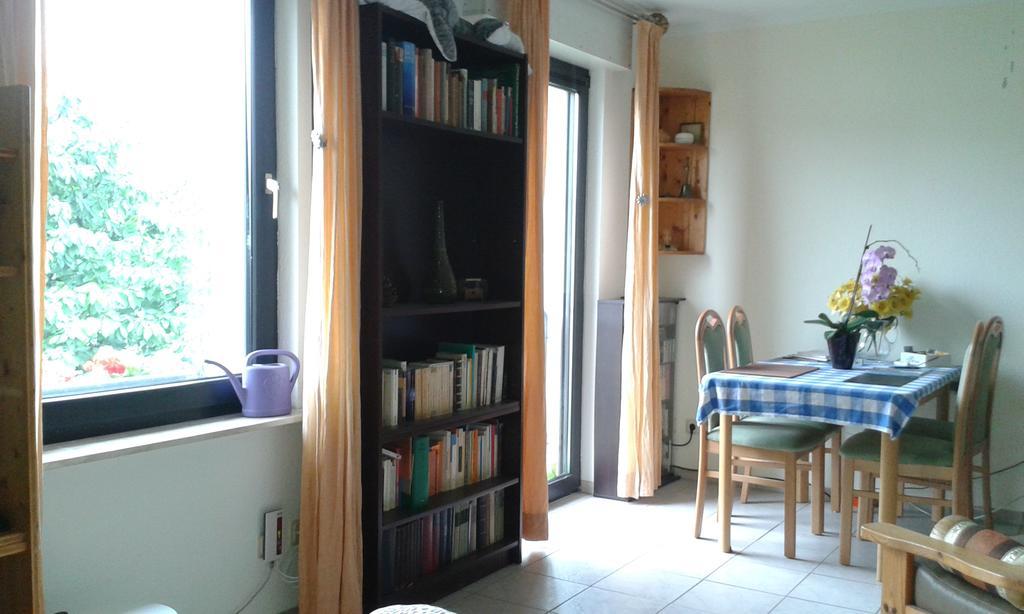 B&B Am See Koeln - Privatzimmer Dış mekan fotoğraf