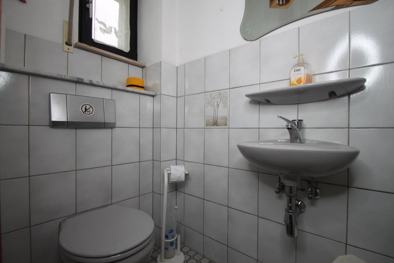 B&B Am See Koeln - Privatzimmer Dış mekan fotoğraf