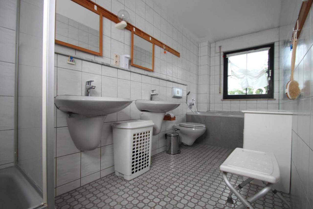 B&B Am See Koeln - Privatzimmer Dış mekan fotoğraf